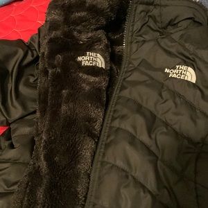 Northface reversible Mossbud jacket. Great used condition.